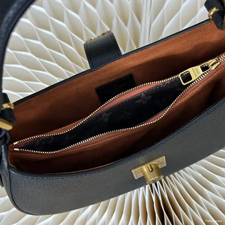 Fashionrepsfam ru Bags 2407YZ0213 LV 0711